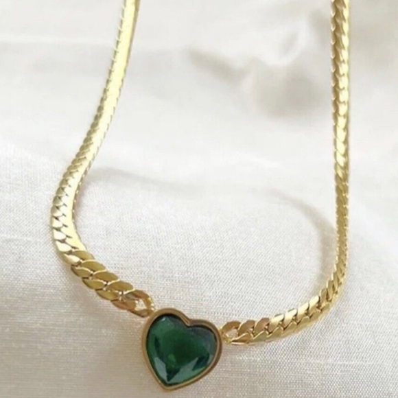 18K Gold Plated emerald green heart necklace snake stainless steel women jewelry - Picture 3 of 9